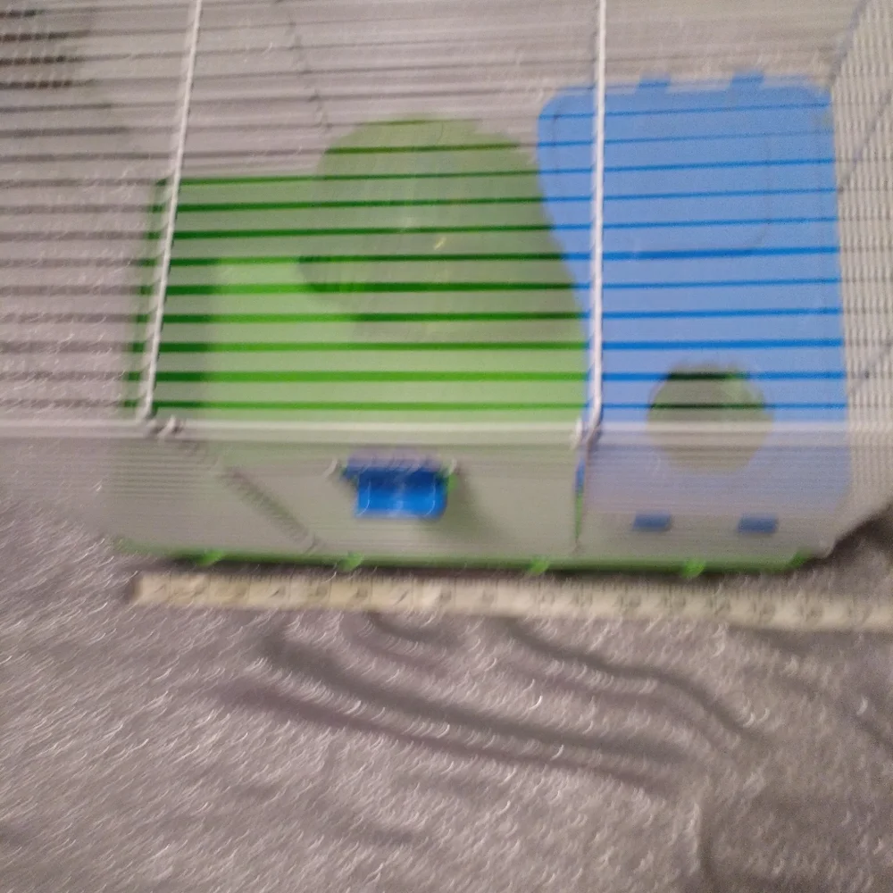Hamster and Gerbil Home, New-NO BOX Simple No-Tool Assembly, 15inX 9inX 15.1in
